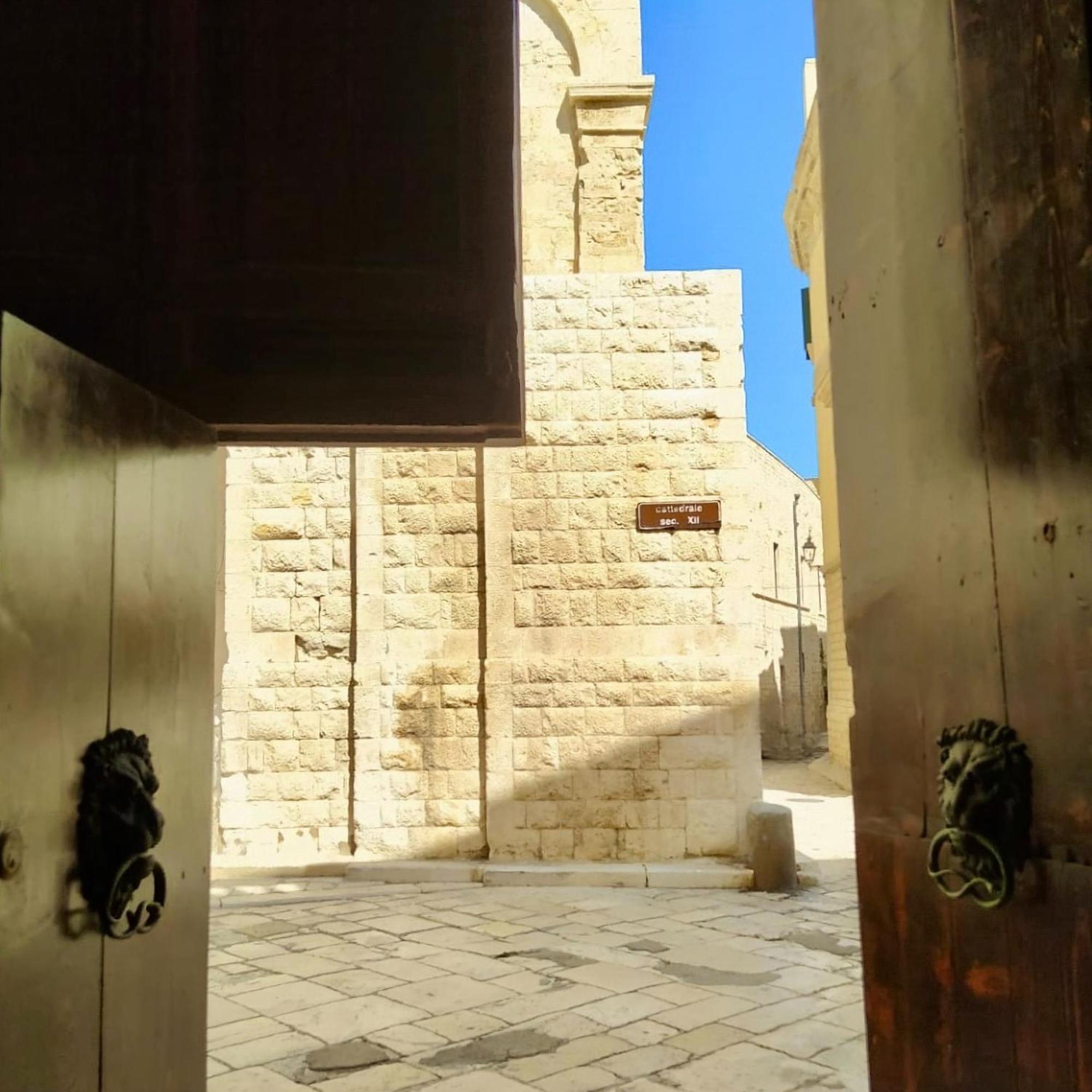 Palazzo Framarino dei Malatesta Giovinazzo Esterno foto