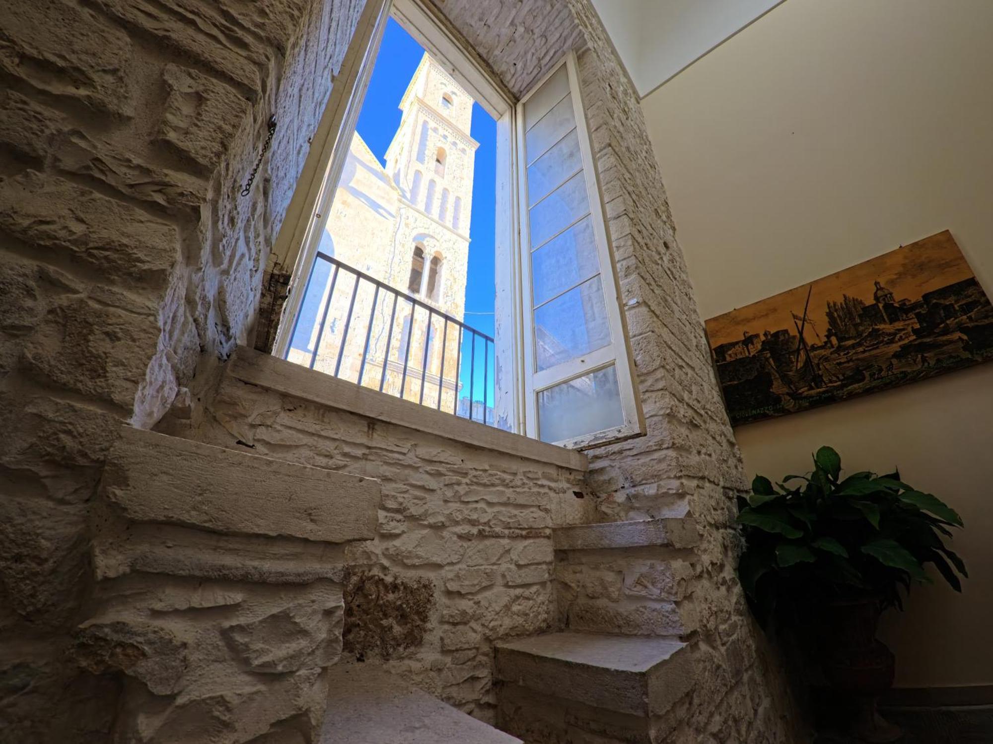 Palazzo Framarino dei Malatesta Giovinazzo Esterno foto