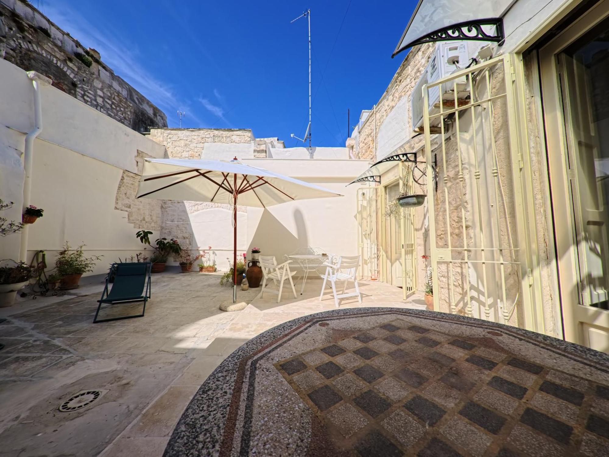 Palazzo Framarino dei Malatesta Giovinazzo Esterno foto